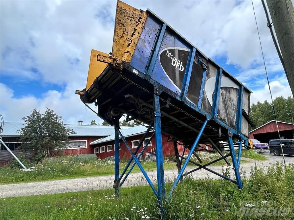 Pellon Täyttöpöytä Utilaje si accesorii folosite la cresterea animalelor