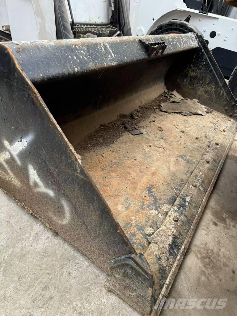 Bobcat T 770 Încarcatoare cu excavator