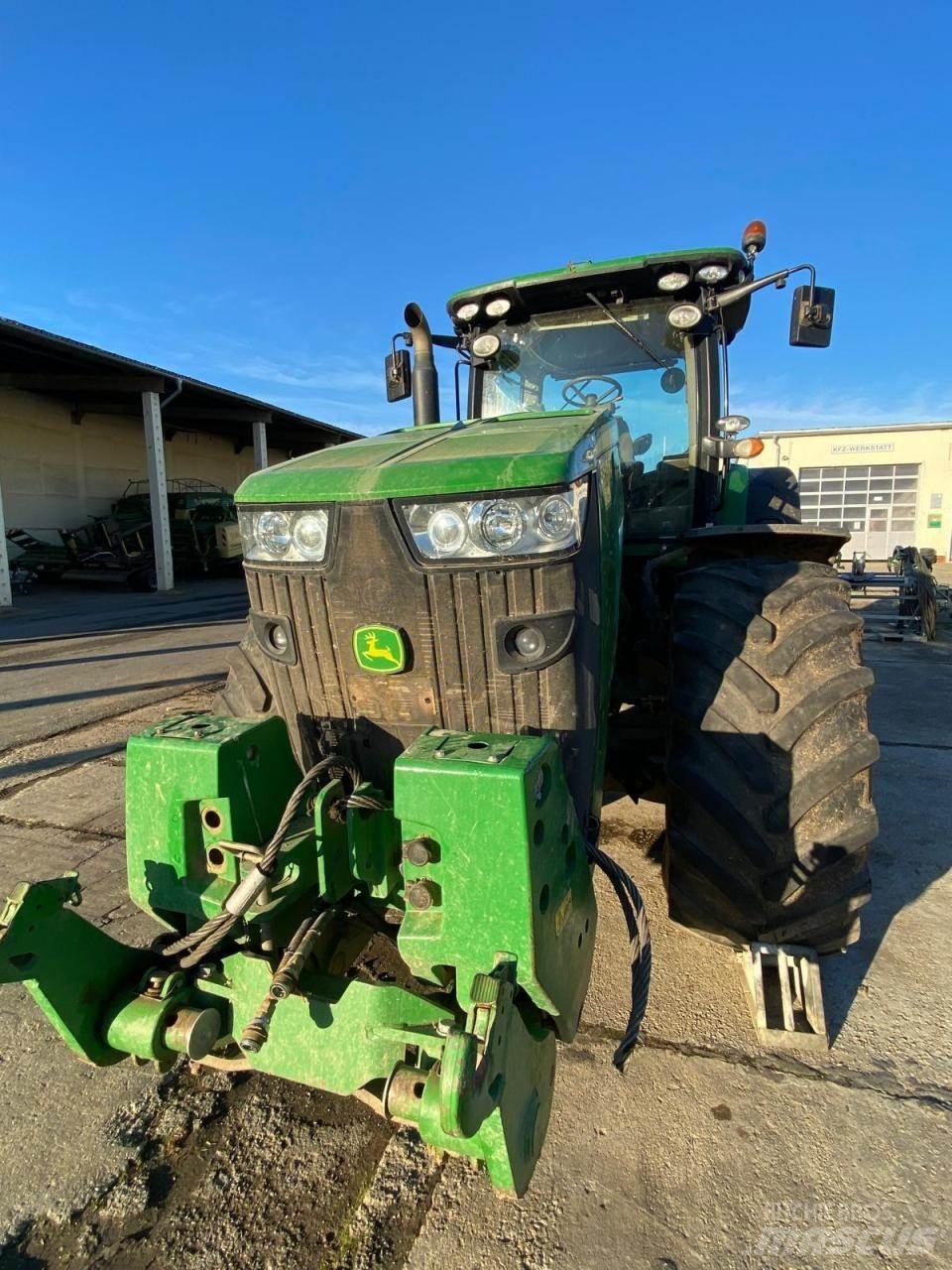 John Deere 8345 R Tractoare