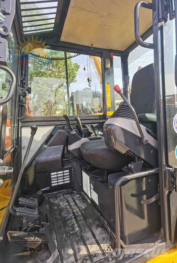 Komatsu PC 56-7 Excavatoare pe șenile
