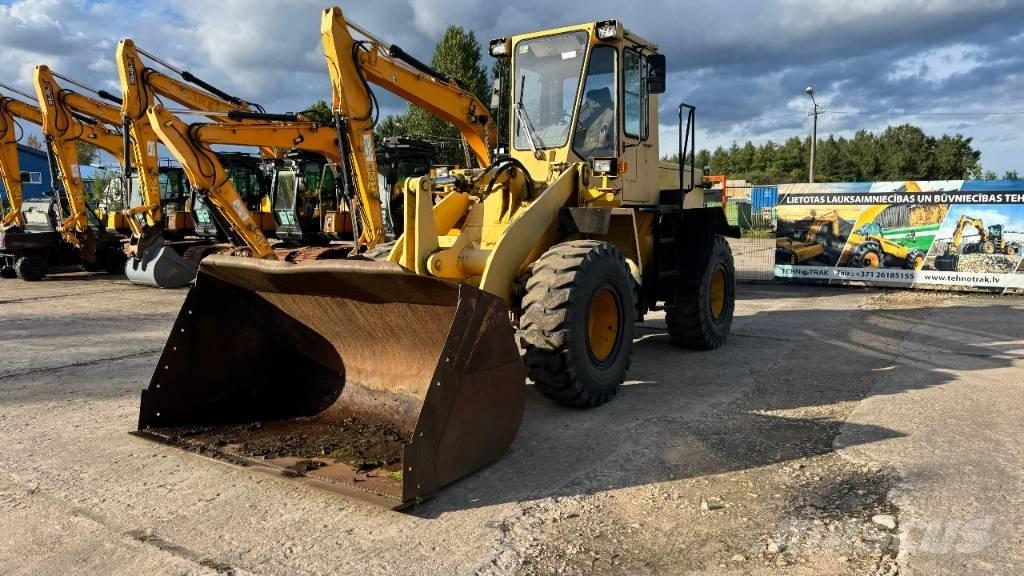 Komatsu WA 200 Incarcator pe pneuri