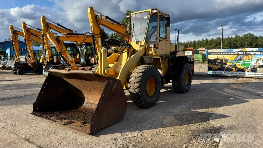 Komatsu WA 200 Incarcator pe pneuri