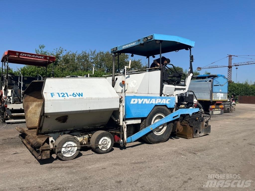 Dynapac F 121-6W Pavatoare asfalt