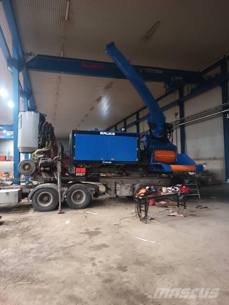 Bruks 1006 ST Masini de tocat lemn