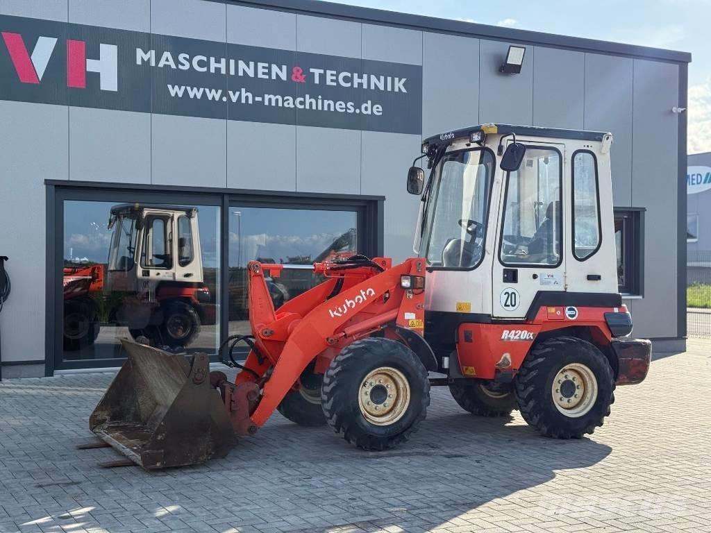 Kubota R 420 Incarcator pe pneuri