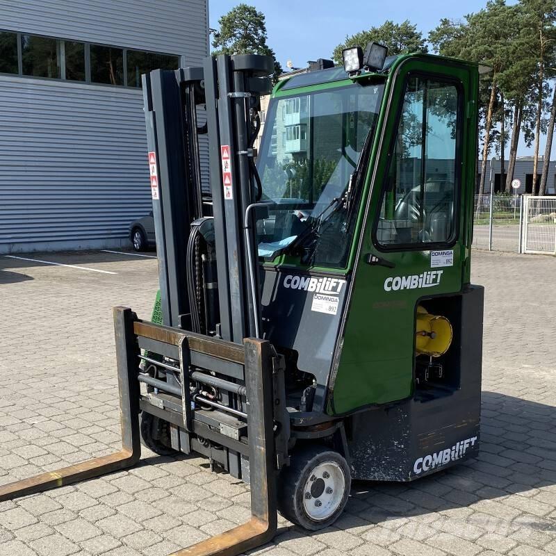 Combilift CB 2500 Stivuitoare cu patru brate
