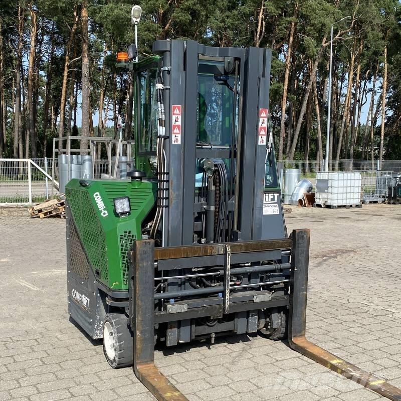 Combilift CB 2500 Stivuitoare cu patru brate