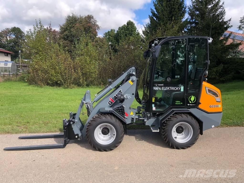 GiANT G 2200 E Incarcatoare multifunctionale