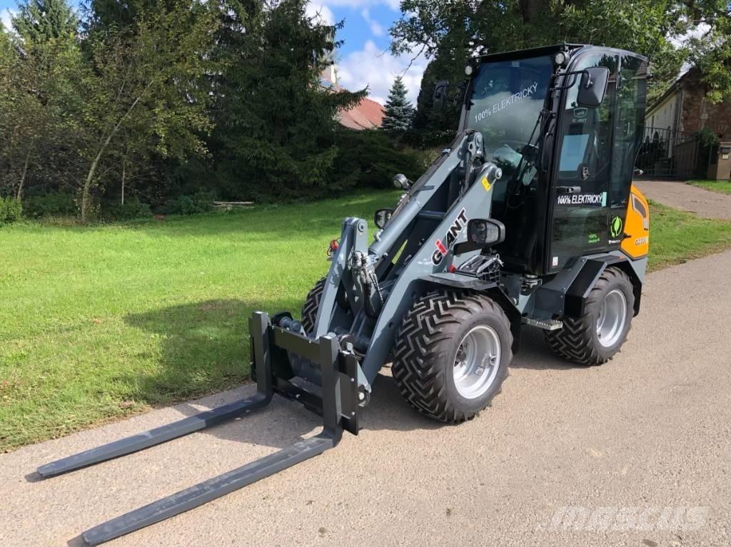 GiANT G 2200 E Incarcatoare multifunctionale