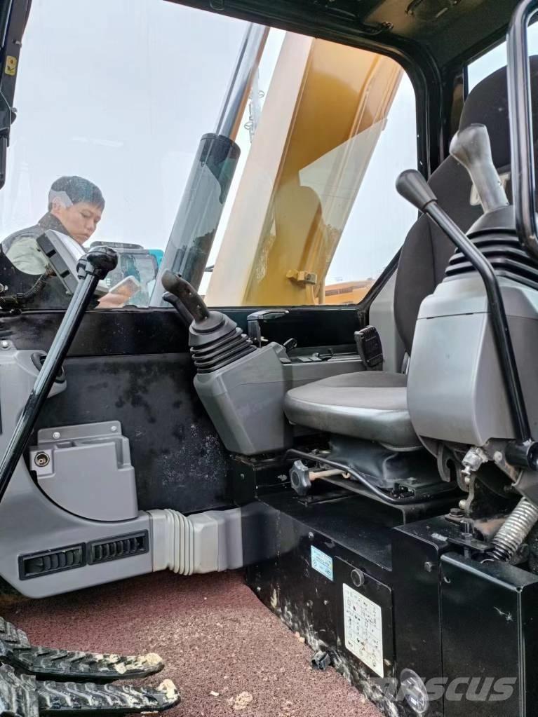 CAT 307 Excavatoare pe șenile
