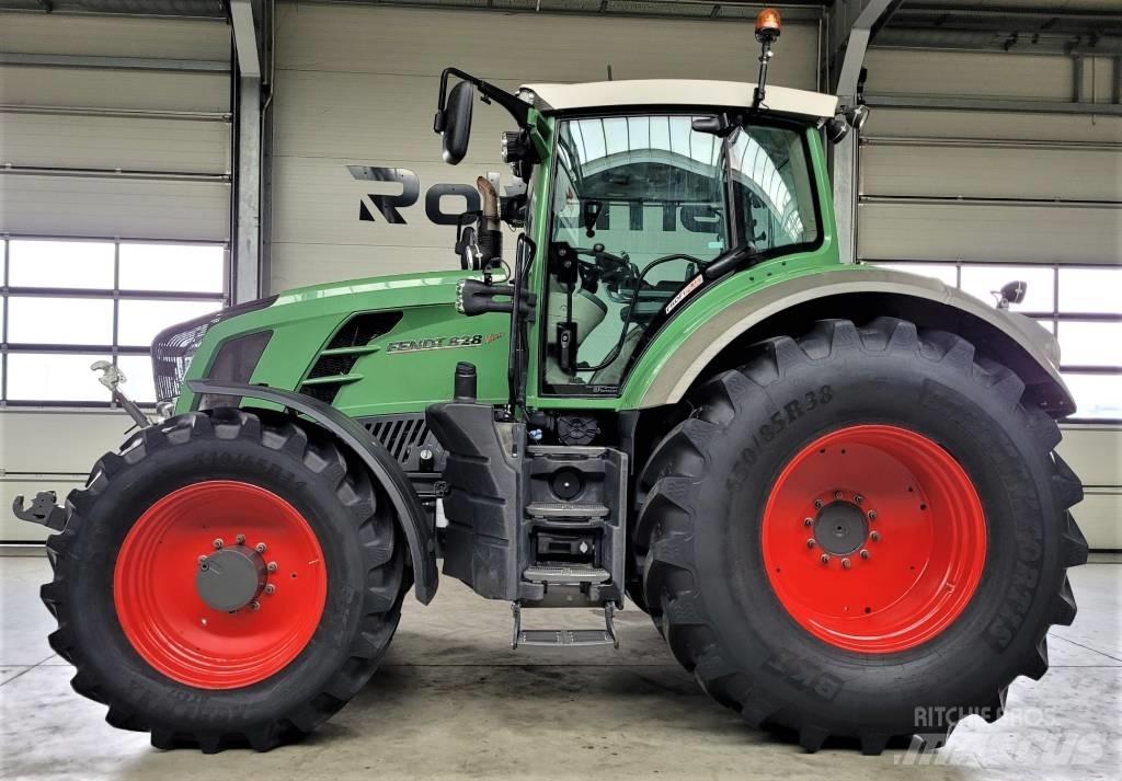 Fendt 828 Profi Plus Tractoare