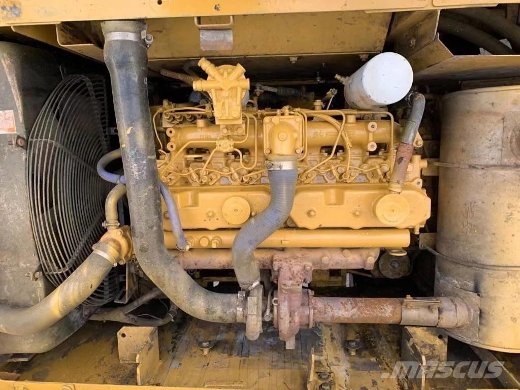 CAT 320C Excavatoare pe șenile
