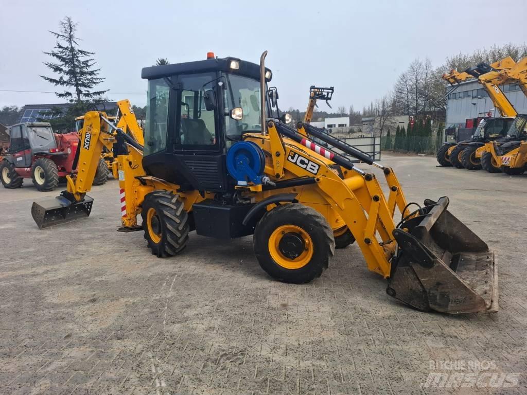 JCB 2 CX Buldoexcavatoare