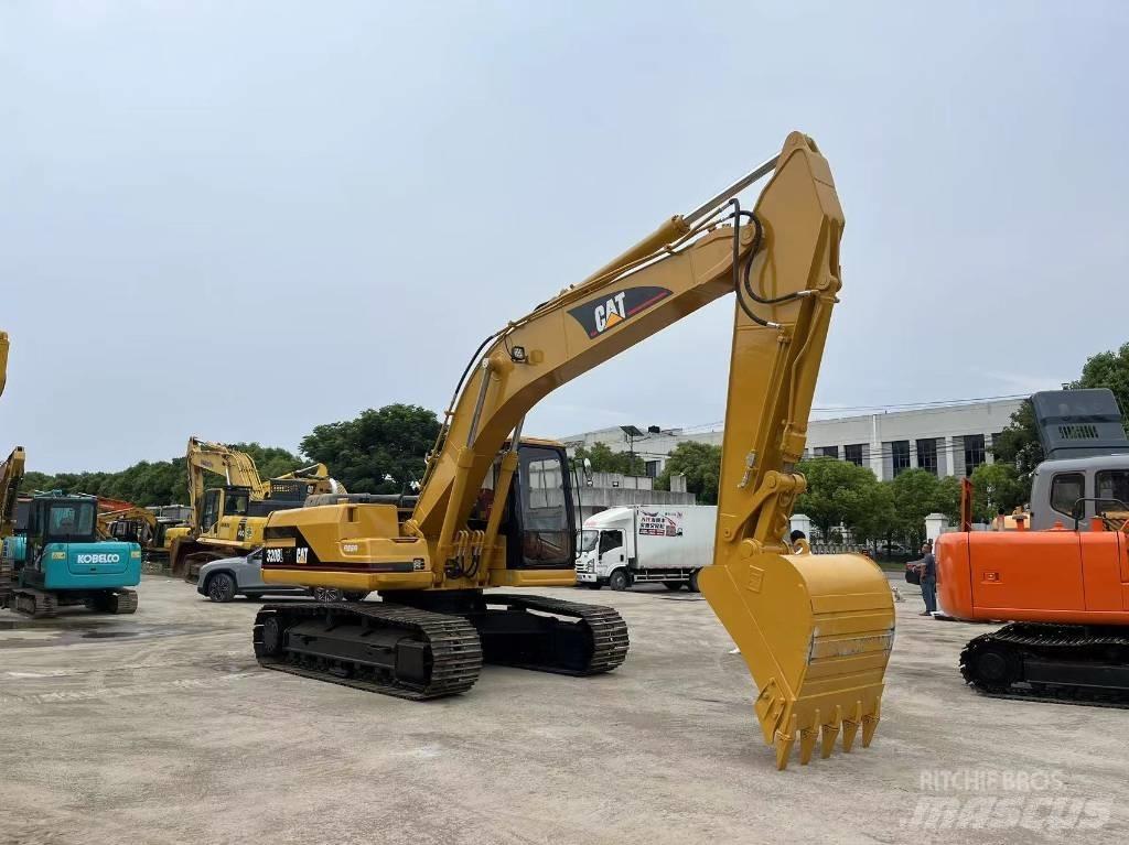 CAT 320 B L Excavatoare pe șenile
