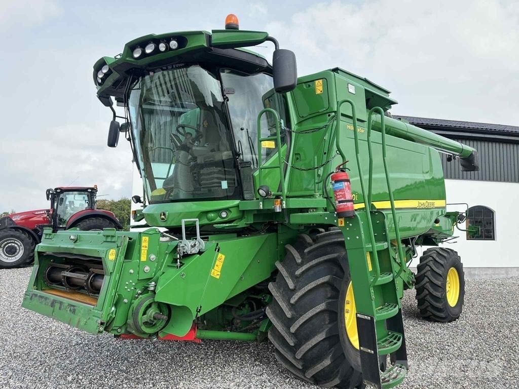 John Deere T 670 i Combine de secerat