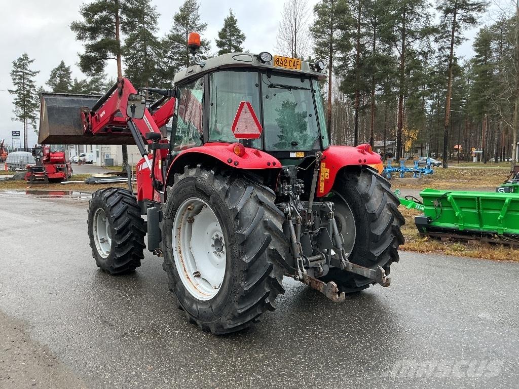 Massey Ferguson 5465 Tractoare