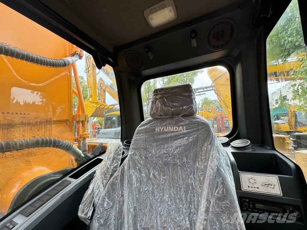 Hyundai 305 LC Excavatoare pe șenile
