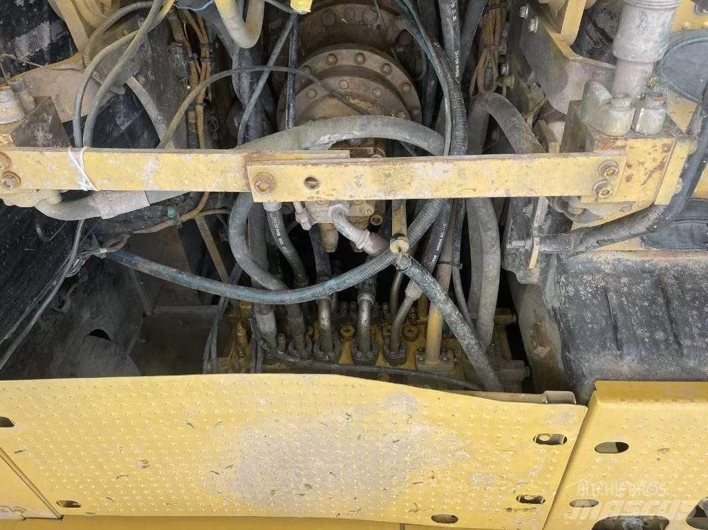 CAT 320GC Excavatoare pe șenile
