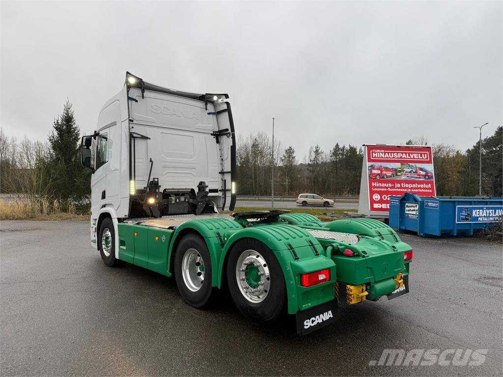 Scania R580 6x2 Autotractoare