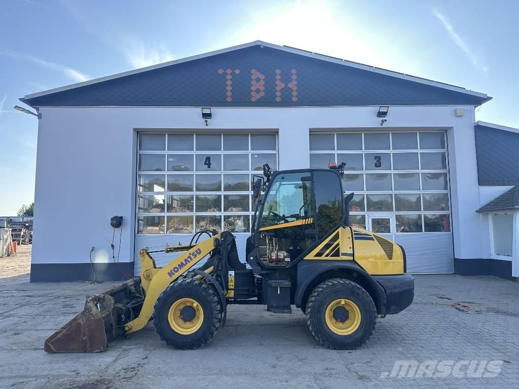 Komatsu WA 80-6 Incarcator pe pneuri