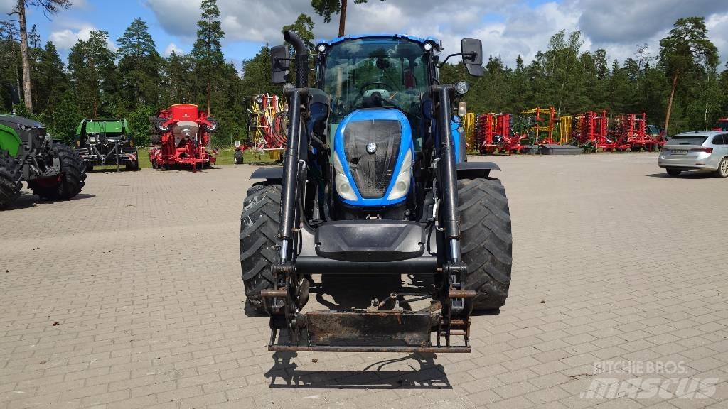 New Holland T 5.120 Tractoare