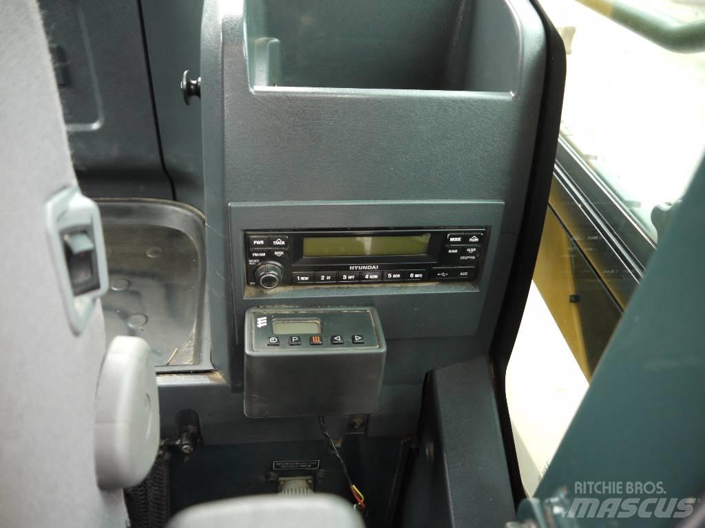 Hyundai R 220 LC-9A Excavatoare pe șenile
