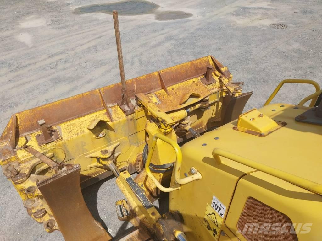 Komatsu D61PX-23 Buldozere pe senile