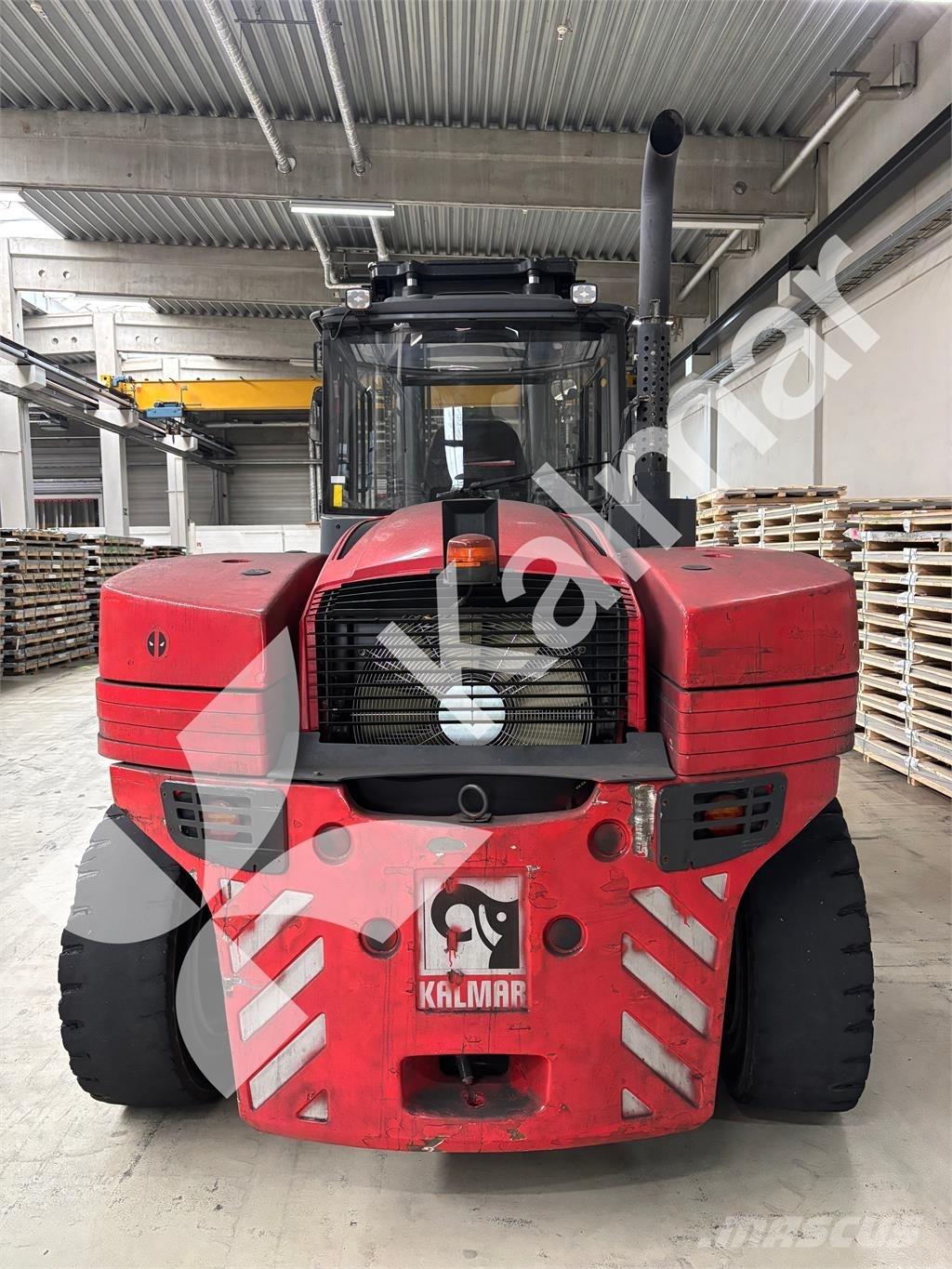 Kalmar DCG150-6 Stivuitor diesel
