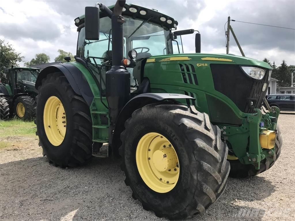 John Deere 6215R Tractoare