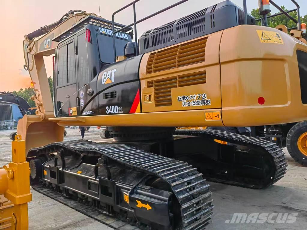 CAT 340 D L Excavatoare pe șenile
