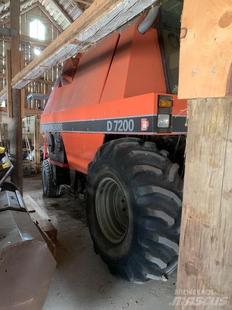 Dronningborg 7200 Combine de secerat
