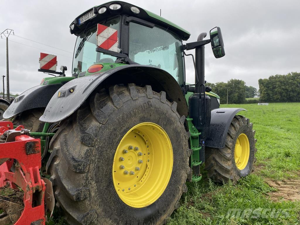 John Deere 6R 195 Tractoare