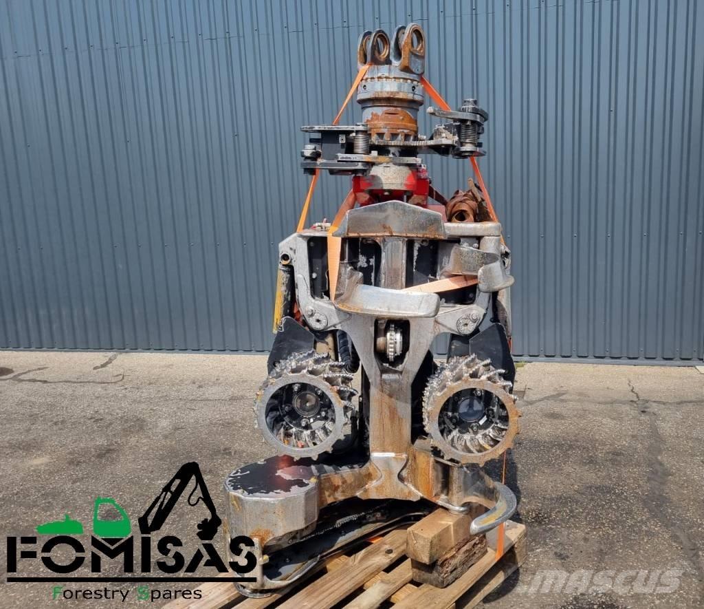 Komatsu S 82 Capete pentru culegatoare