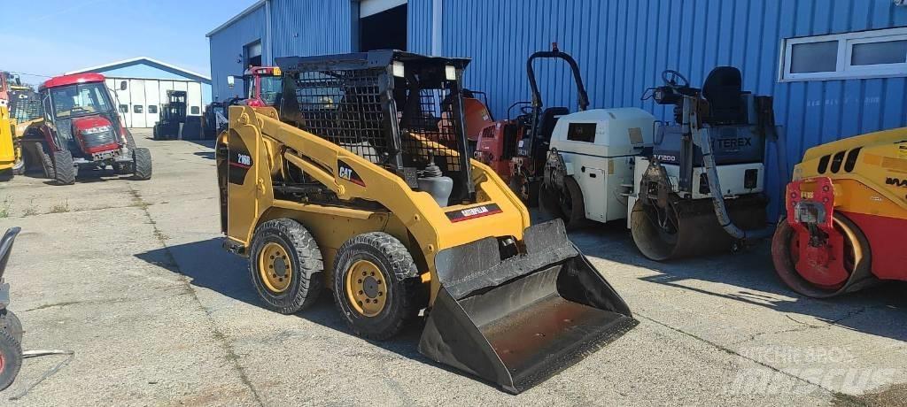 CAT 216 Mini incarcator