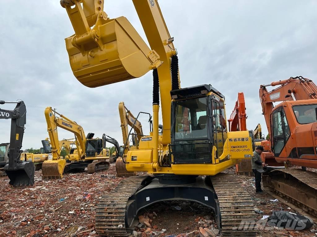 Komatsu PC 220-8M Excavatoare pe șenile
