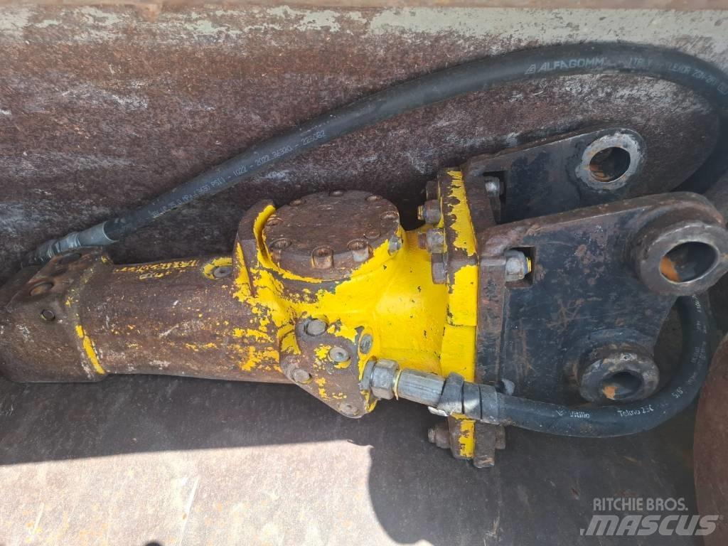 JCB 1 CX Buldoexcavatoare
