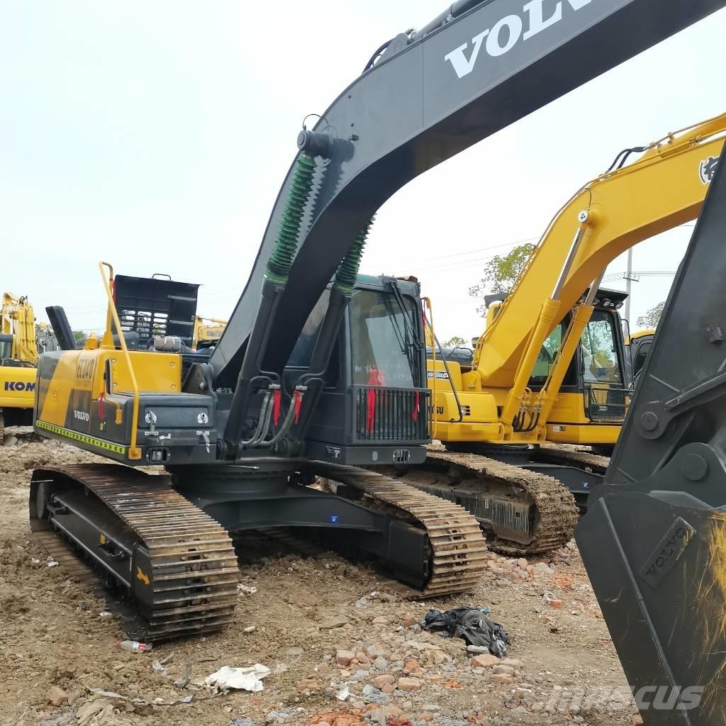 Volvo EC 240 Excavatoare pe șenile
