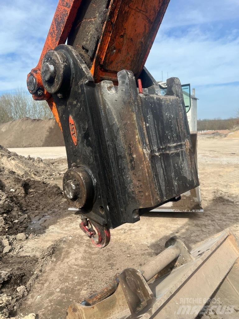 Doosan DX 180 LC-3 Excavatoare pe șenile
