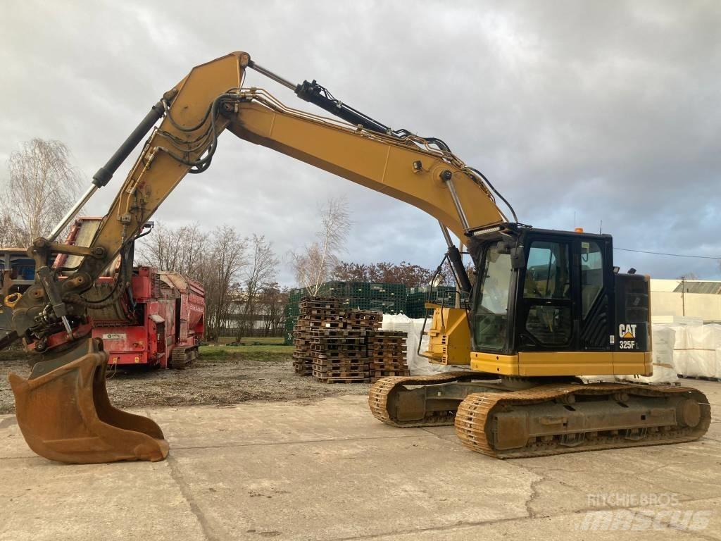 CAT 325 F LCR Excavatoare pe șenile
