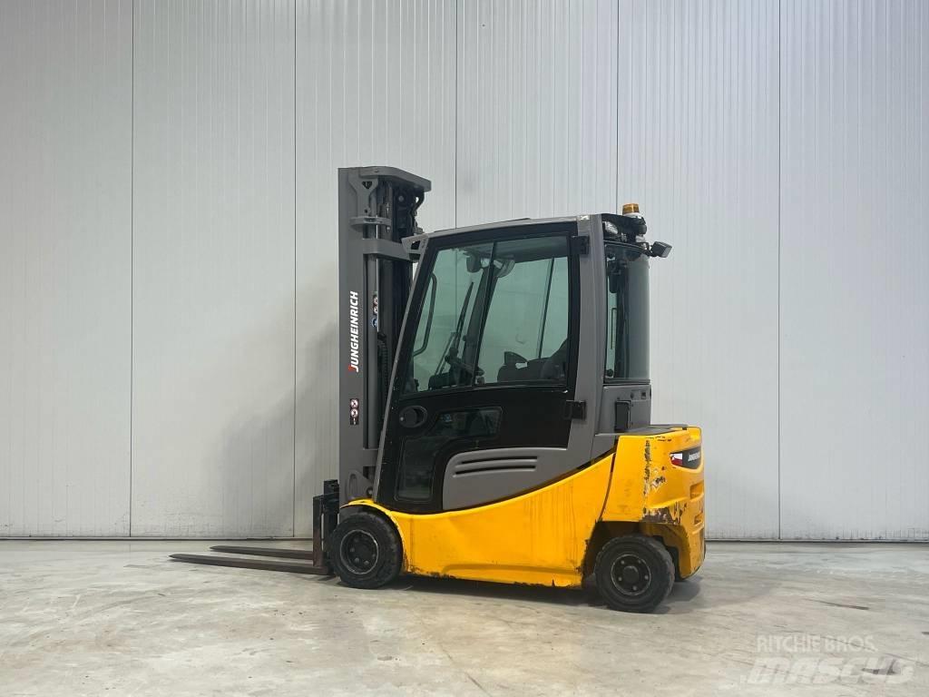 Jungheinrich EFG320 Stivuitor electric