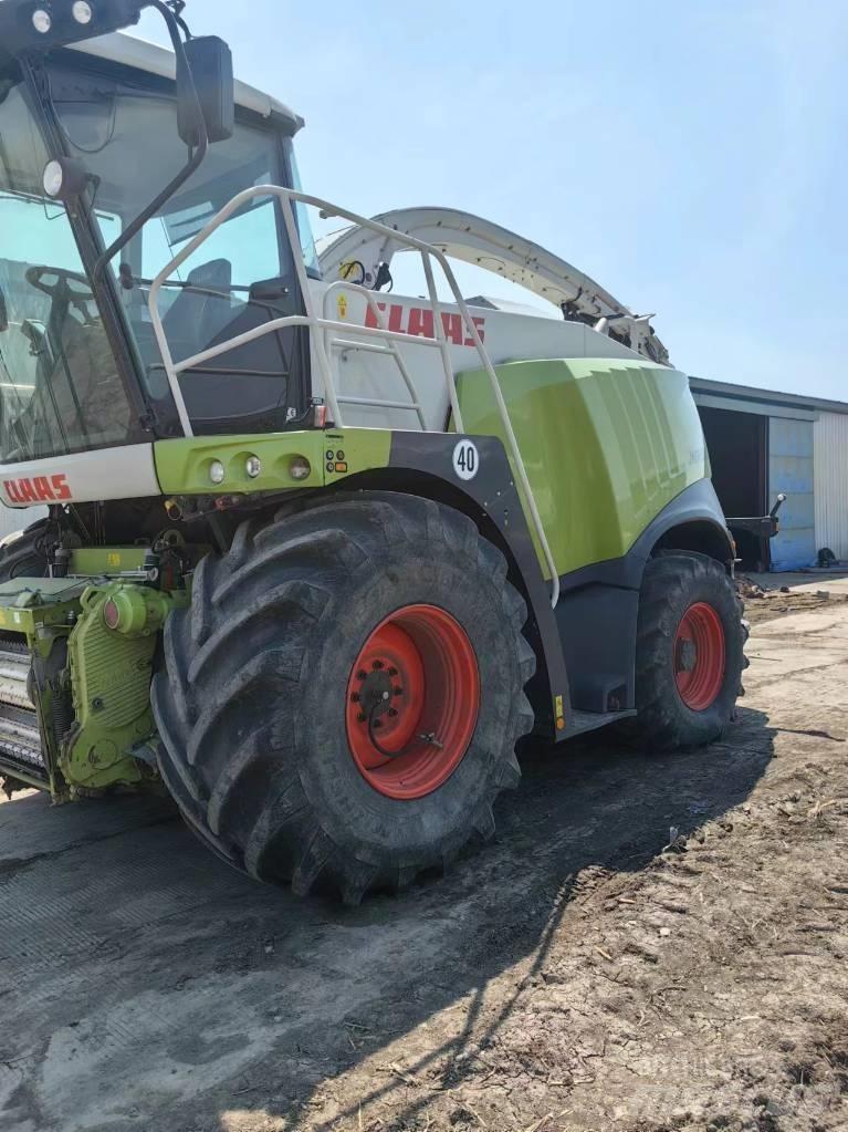 CLAAS Jaguar 960 4WD Forajere cu autopropulsare