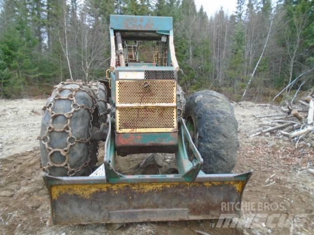 Timberjack 380 Utilaje de manevrarea a bustenilor