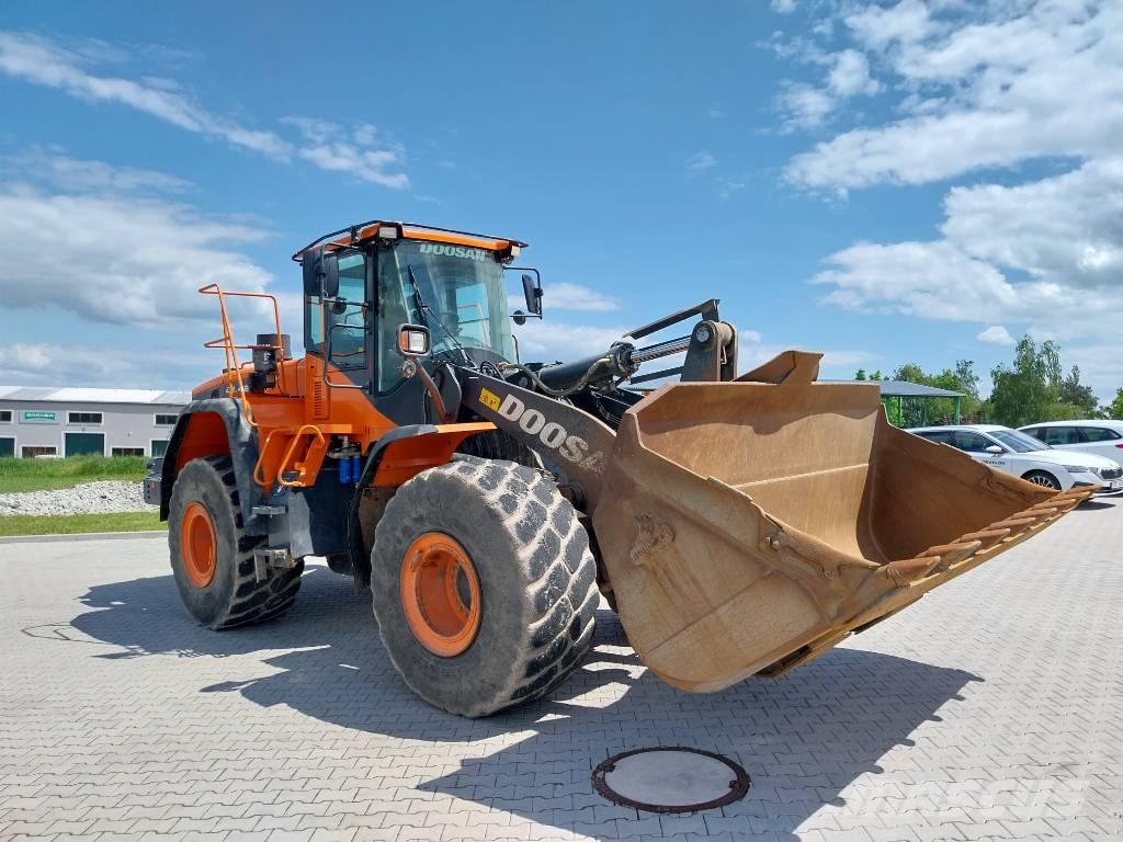 Doosan DL 420CVT-5 Incarcator pe pneuri