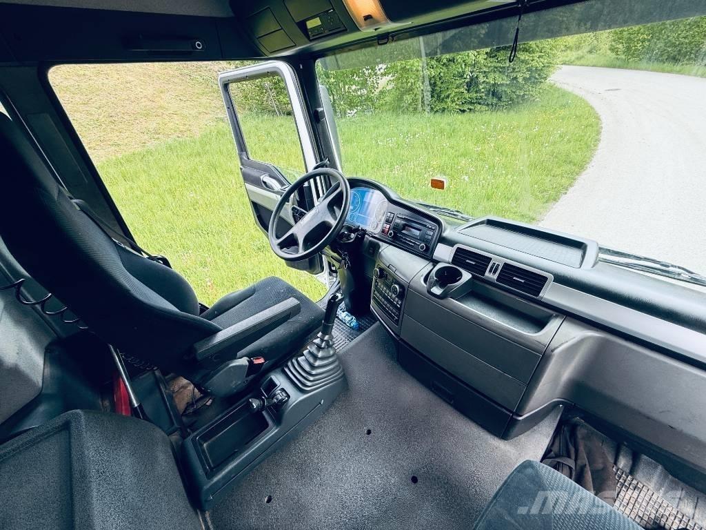 MAN TGA 26.360 Camioane cu macara