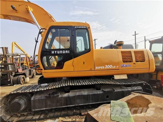 Hyundai R300LC-7 Excavatoare pe șenile
