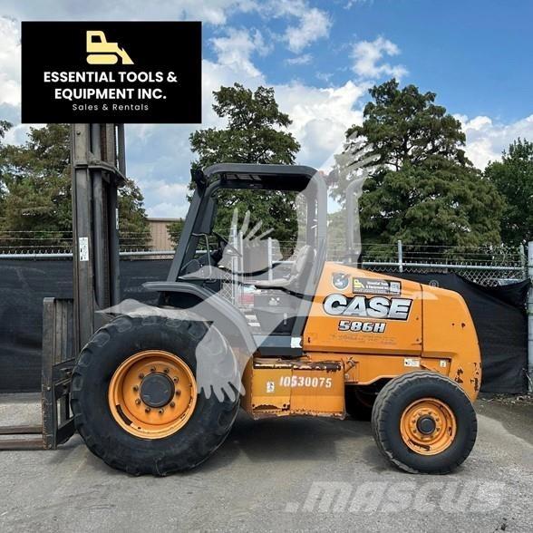 CASE 586H Masini de teren dificil