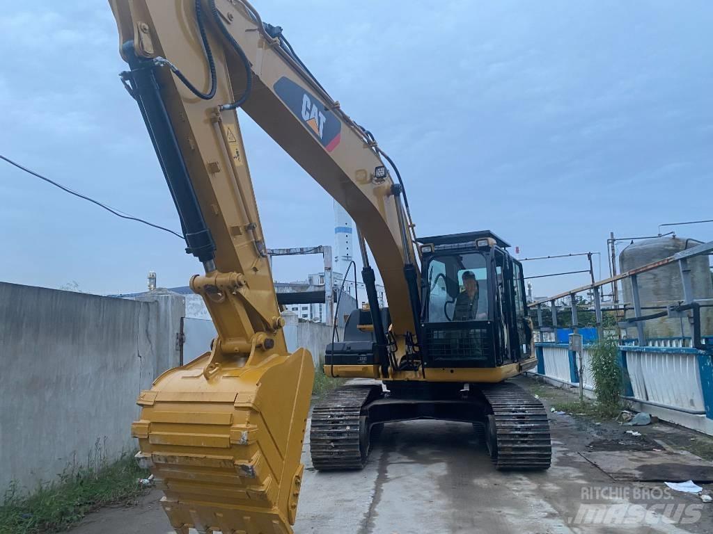 CAT 320 D Excavatoare pe șenile
