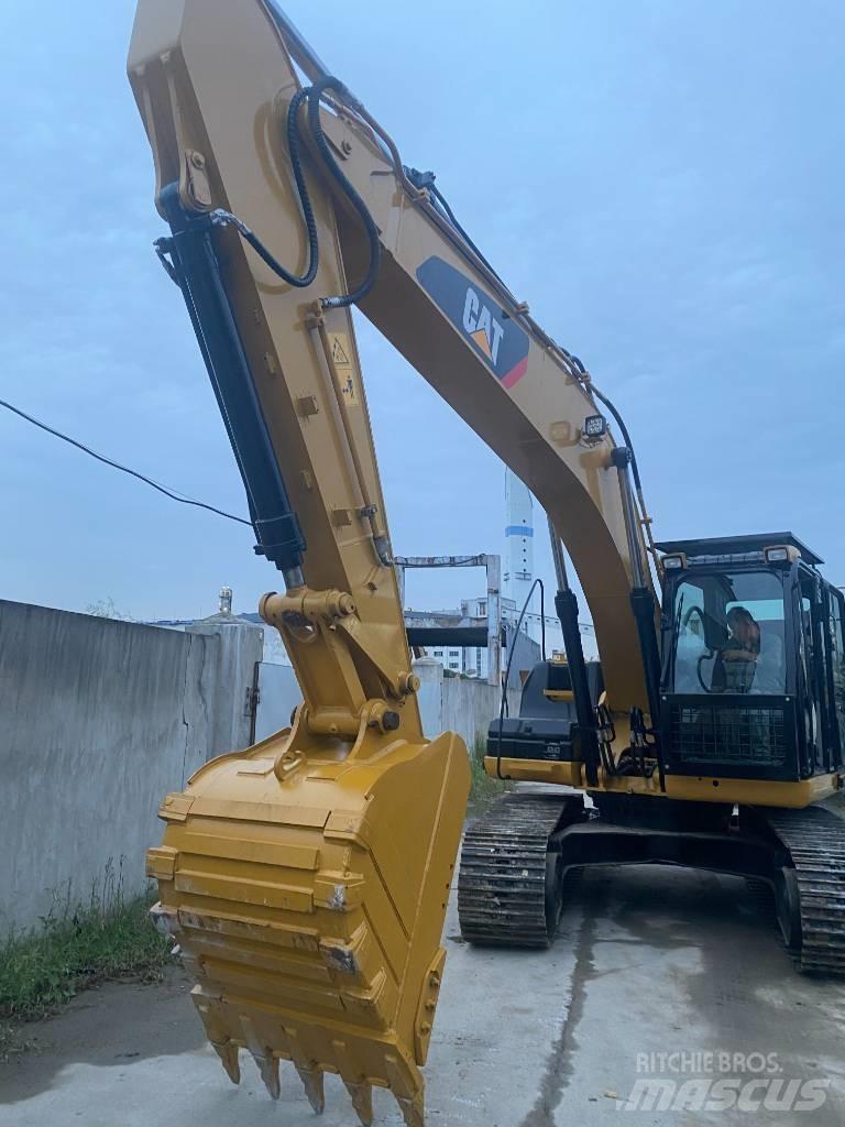 CAT 320 D Excavatoare pe șenile

