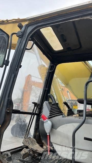 Komatsu PC 210-7 Excavatoare pe șenile
