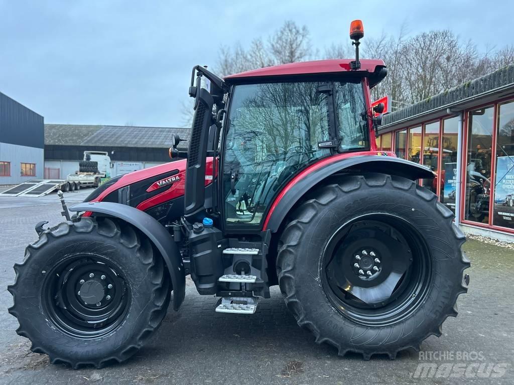 Valtra G125 Active Tractoare